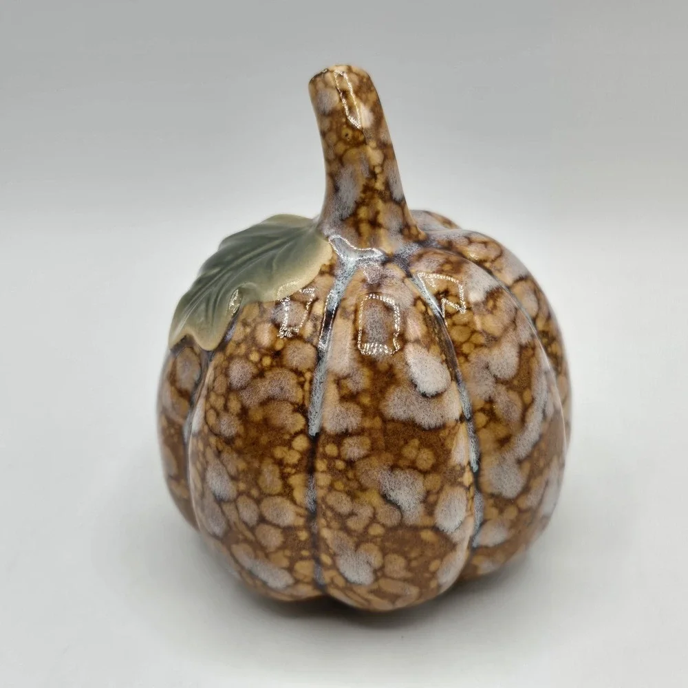 Speckled Ceramic Pumpkin With Leaf For Your‎ Fall Or Halloween Decor 4.25